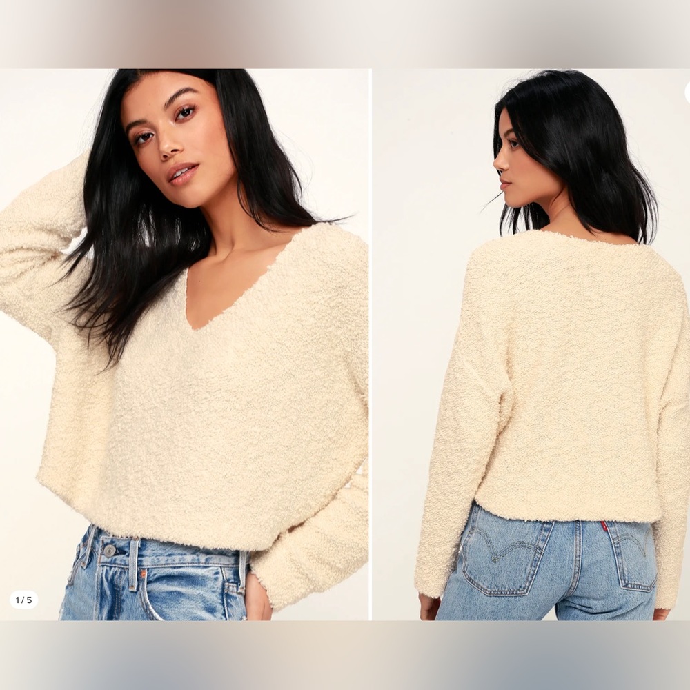 Free People Cream Off-the-Shoulder V‑Neck Sweater size xs